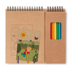 Set de lápices y cuaderno